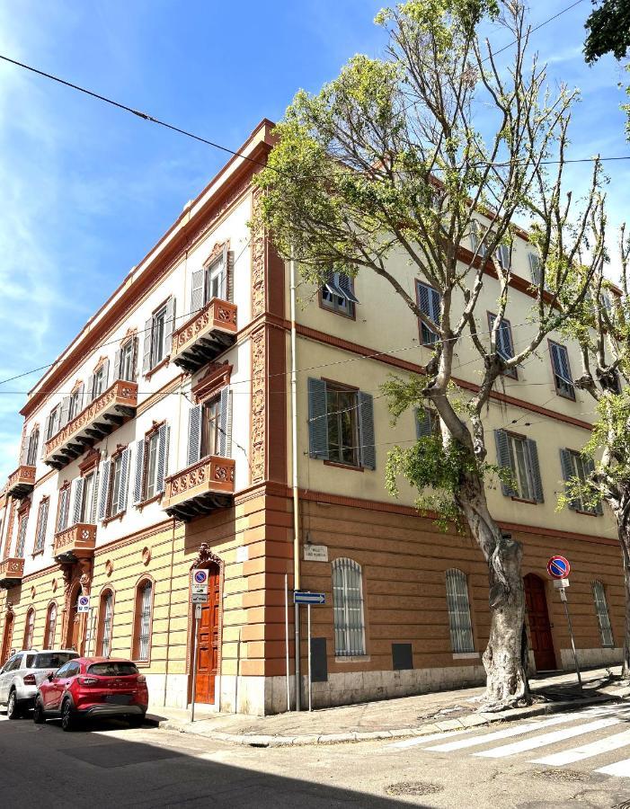 Massimo Boutique Apartment Cagliari Exteriör bild