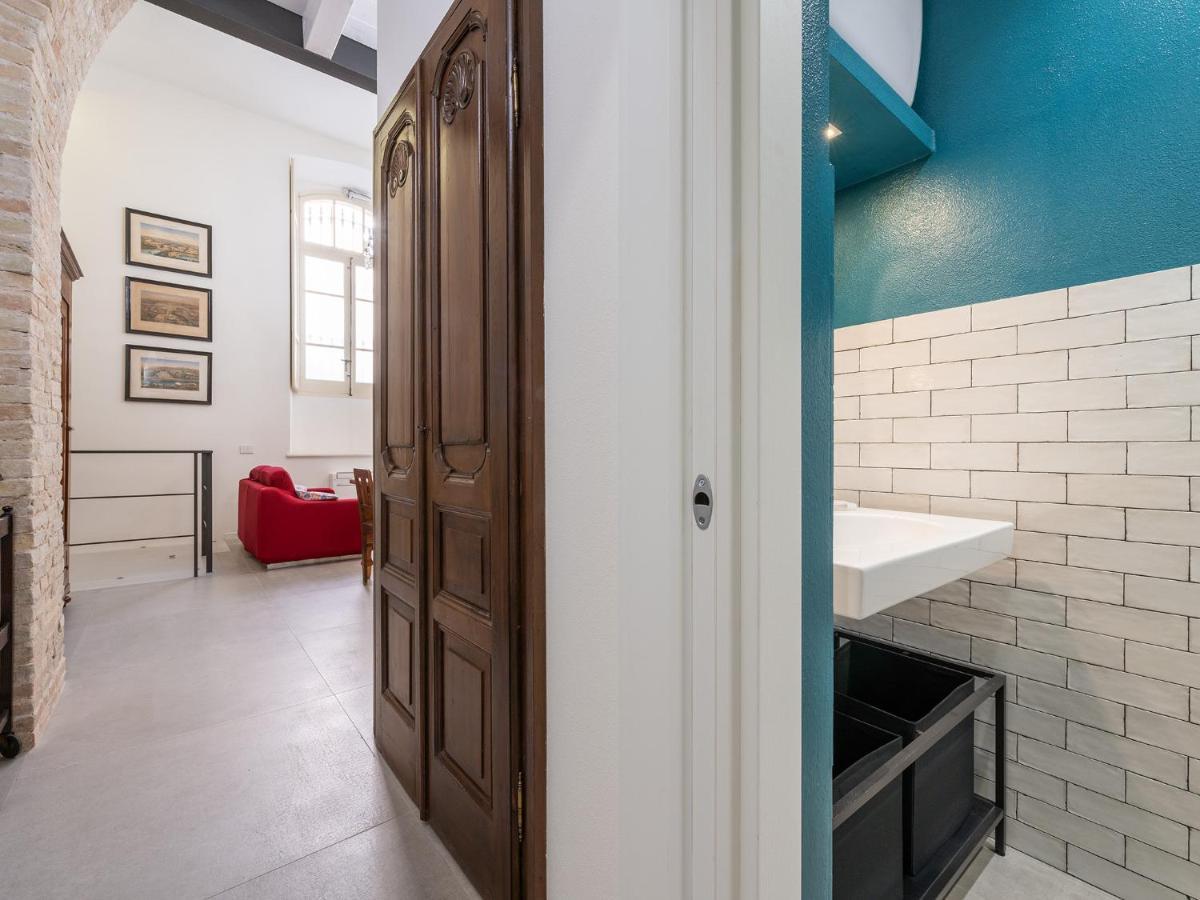 Massimo Boutique Apartment Cagliari Exteriör bild
