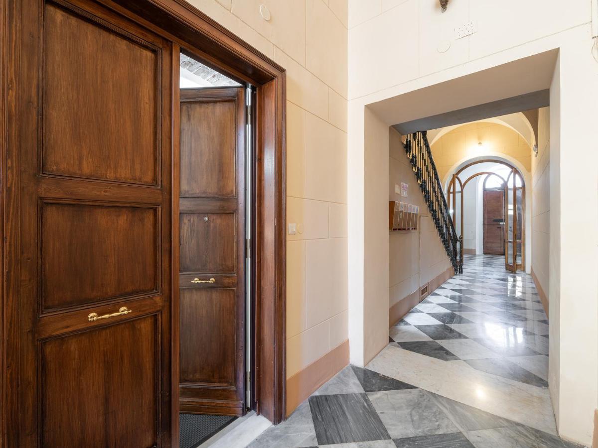 Massimo Boutique Apartment Cagliari Exteriör bild
